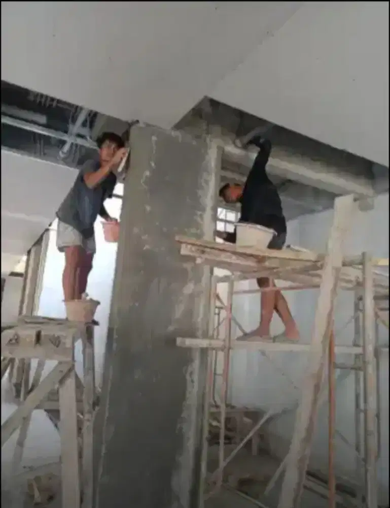 Tukang harian/borongan