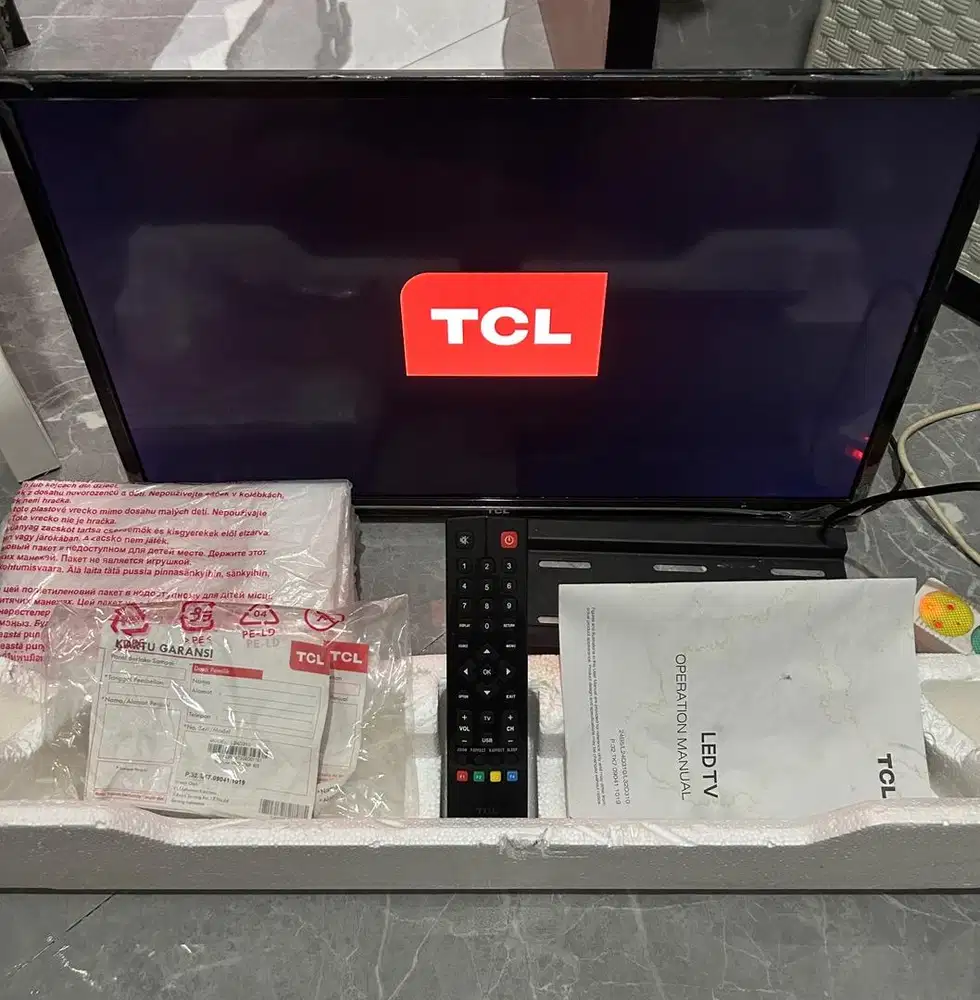 TV DIGITAL TCL 24 INC SECOND BONUS BRACKET TV MULUS TIDAK ADA MINUS