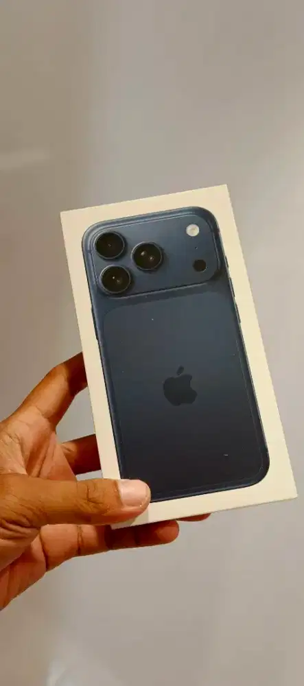 IPHONE 17 PRO 256GB DEEP BLUE