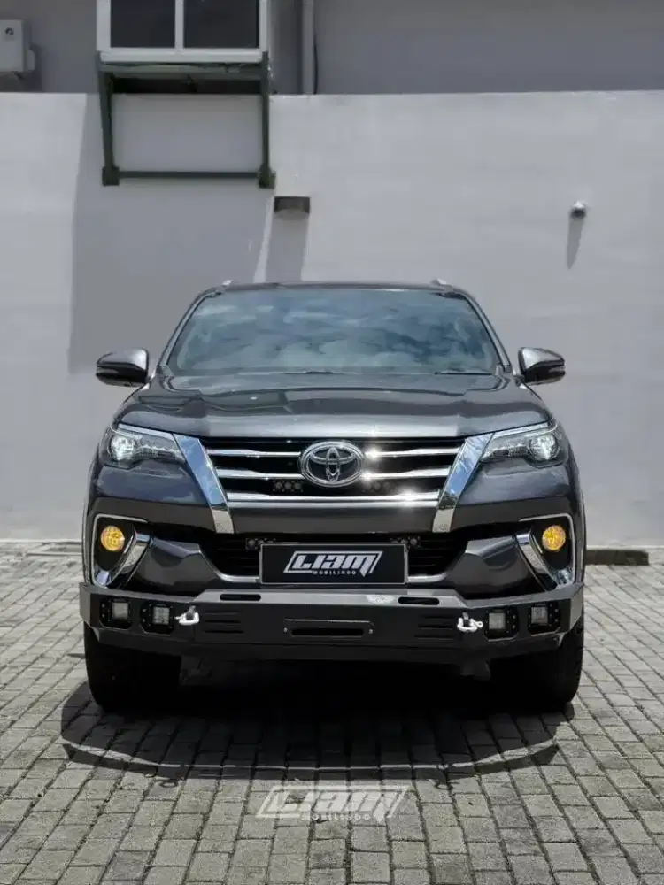 Toyota Fortunrt Vrz 2017 Matic Diesel Pemakaian 2018
Antik Low Km