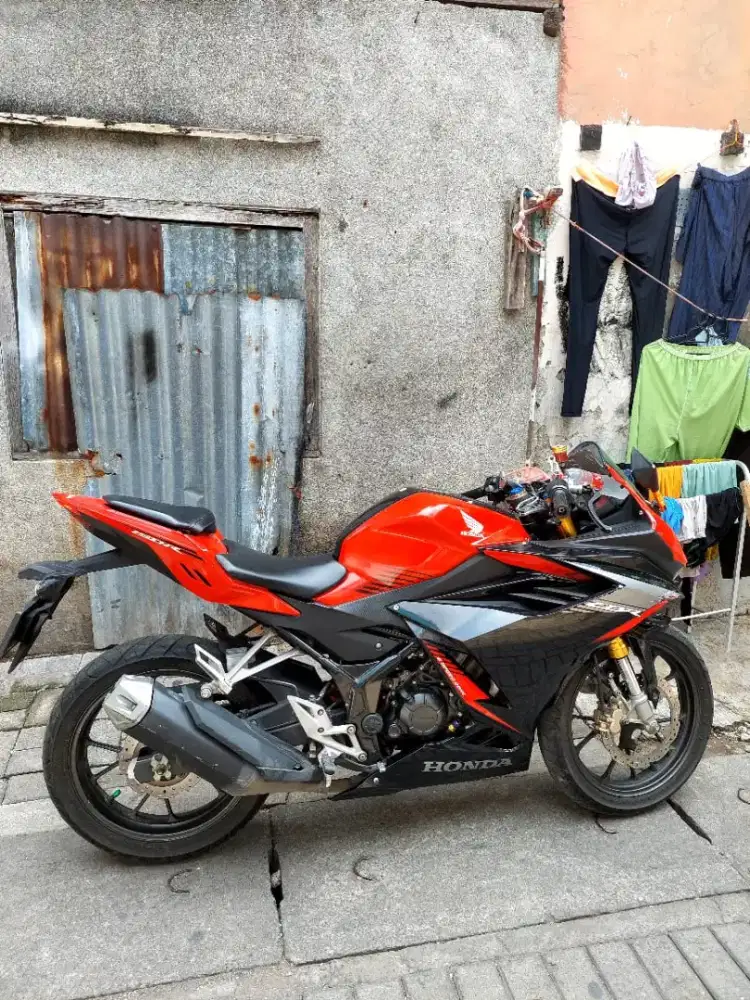 D jual cepat karna butuh uang