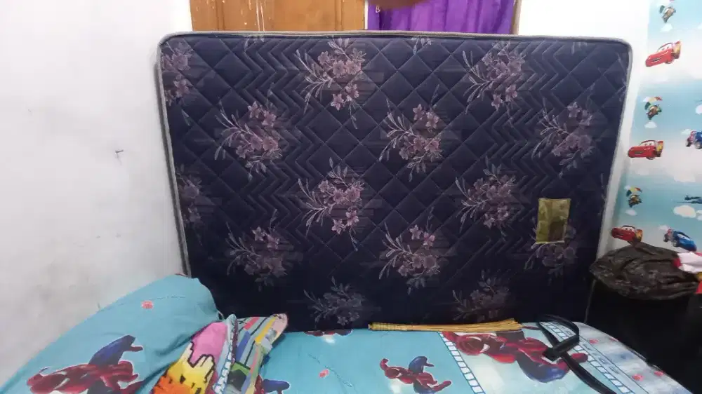 Dijual spring bed ukuran 160x200