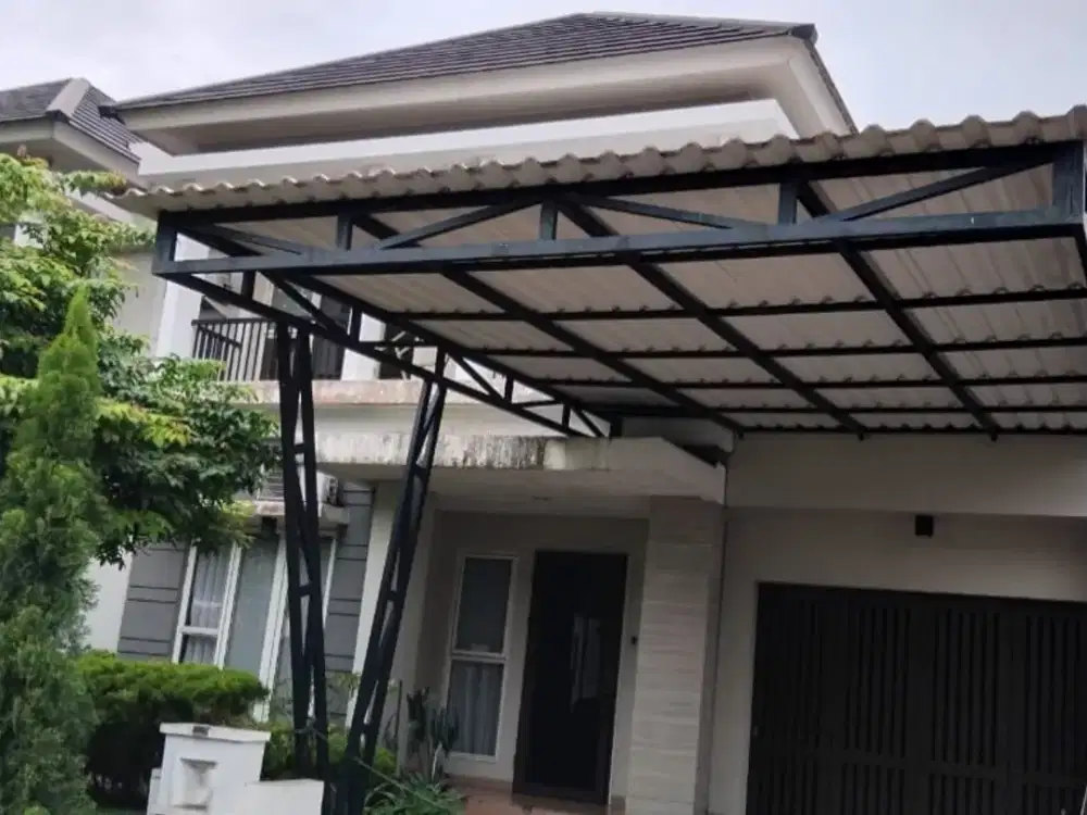Disewakan rumah luas 2 lantai ada garasi fully furnished, siap huni