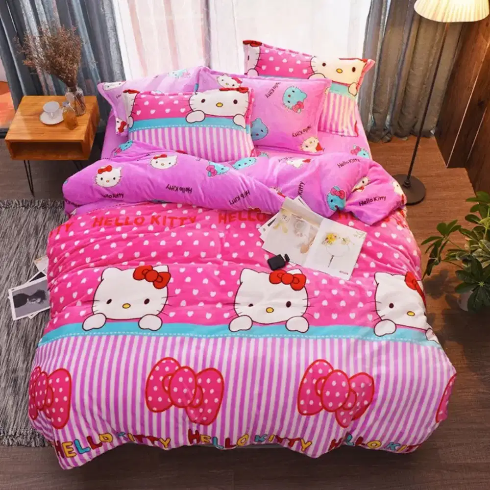 Selimut bulu karakter