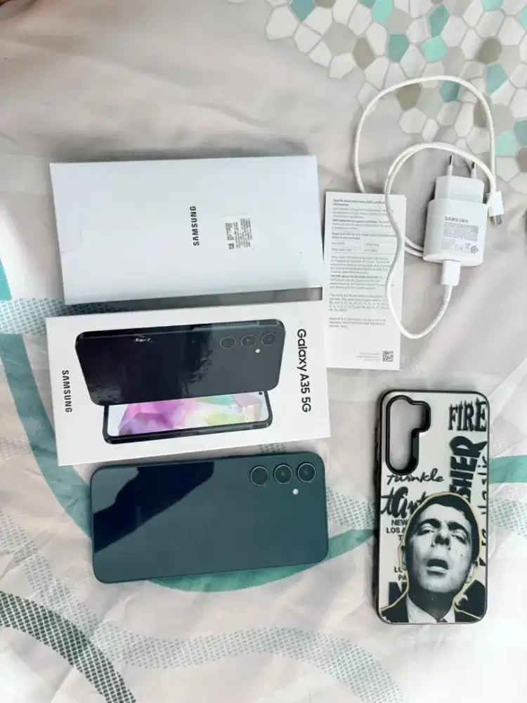 Samsung a35 5g ram 8/256gb fullsett masih garansi resmi