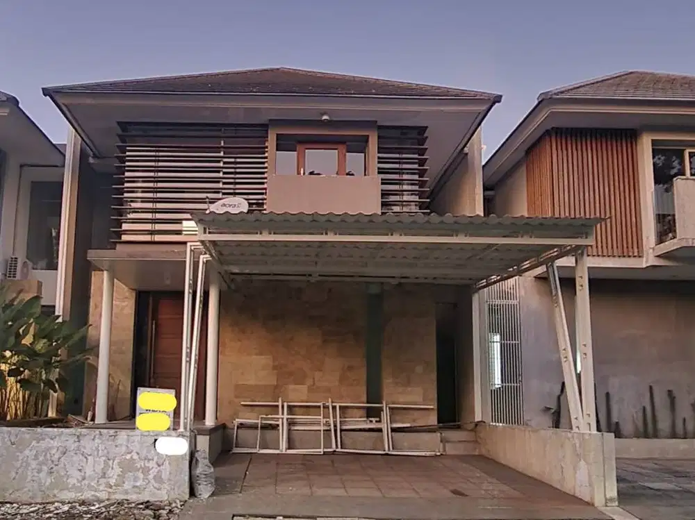 Disewakan Rumah ModeRn Minimalis di CitraLand Newton HiLL, CitraLand,