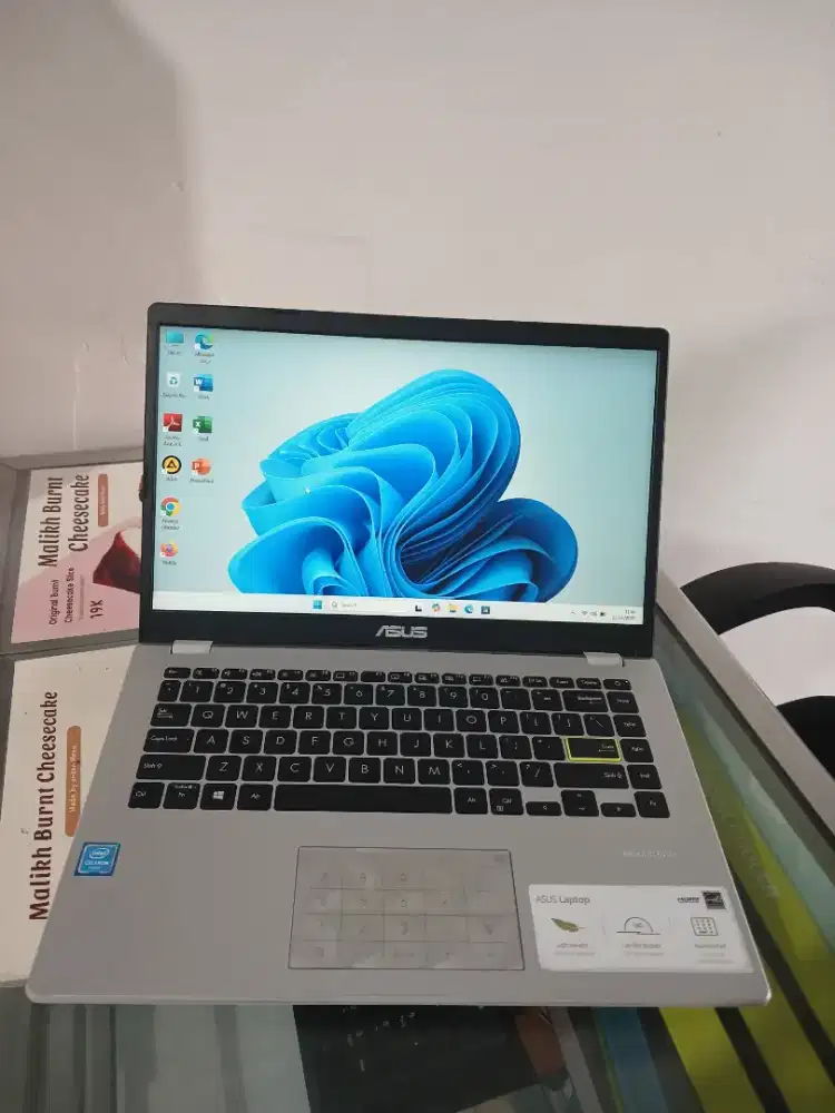 Laptop Asus Vivobook E410M Intel N4020 Ram 4 Ssd 512 Putih