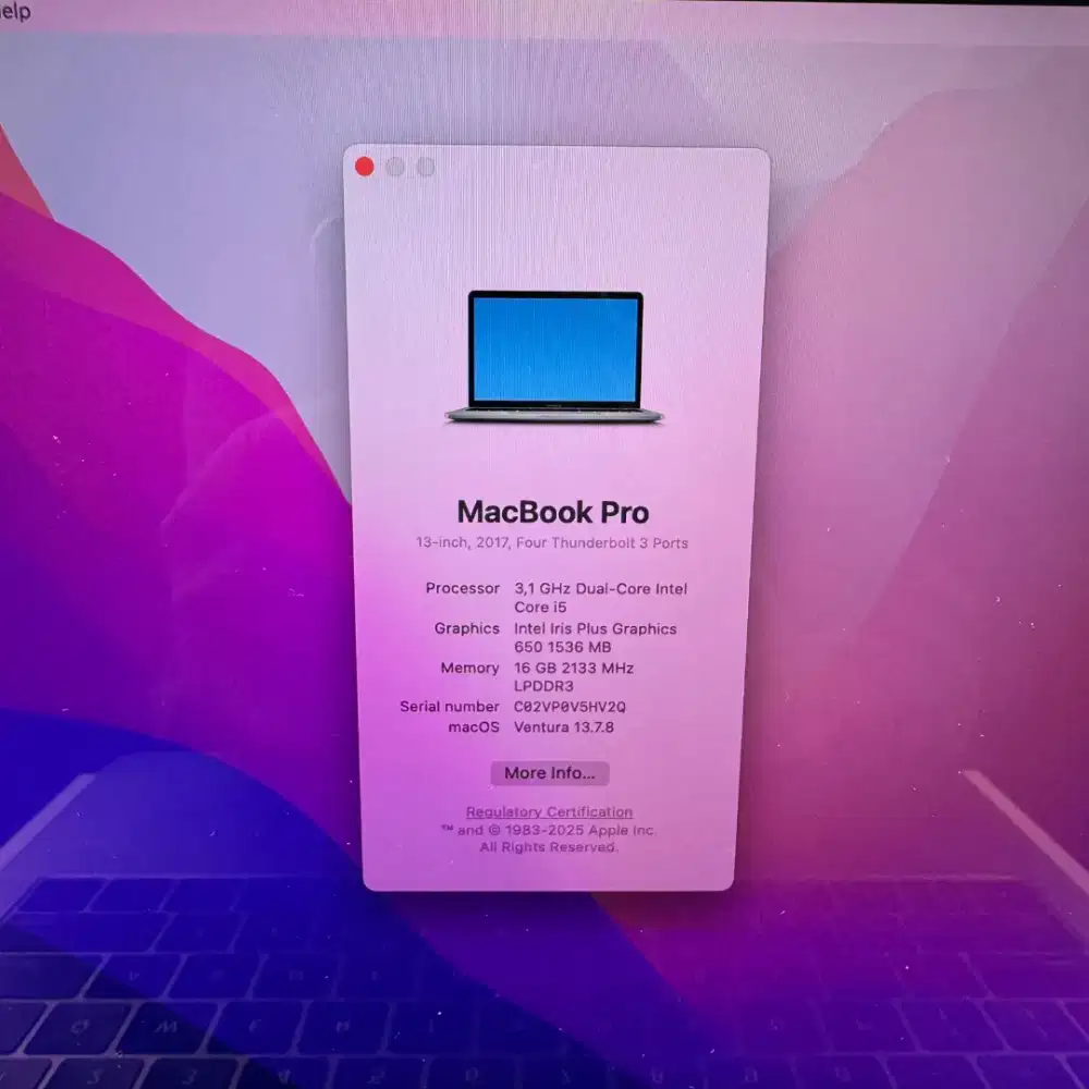 Macbook Pro 2017 Touchbar layar 13 Inch Ram 16 Ssd 512 Core I5 lengkap