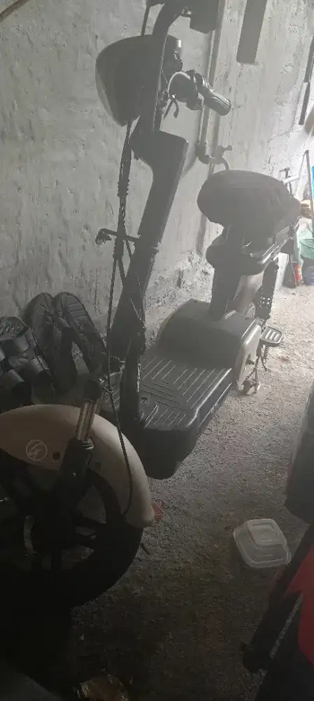 SEPEDA LISTRIK GENIO ORBY 1.0