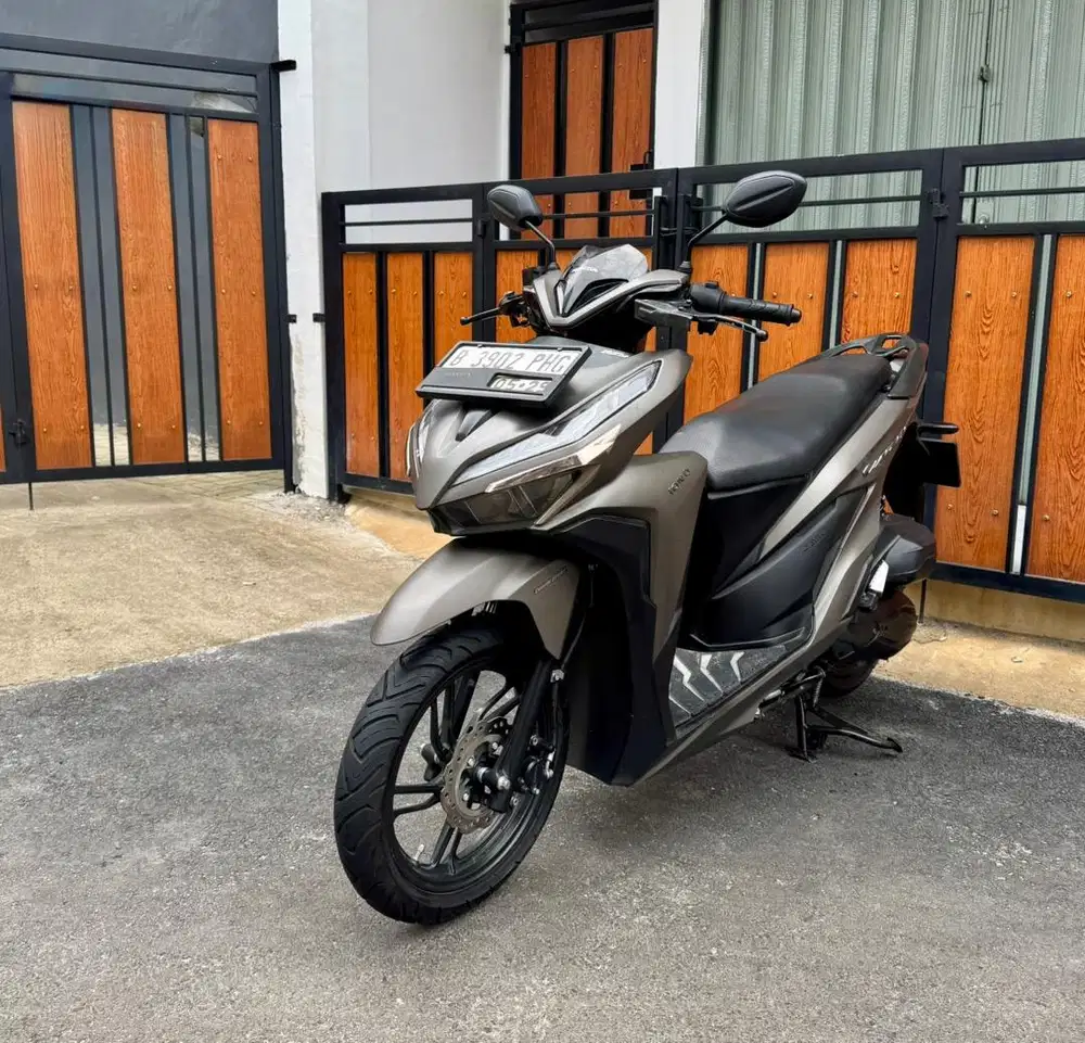 Honda Vario 150 Keyless CBS ISS MULUSSS Pajak Hidup Panjang