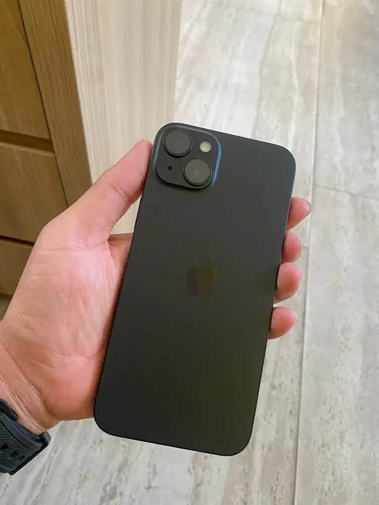 Iphone 15 Plus 128GB Hitam