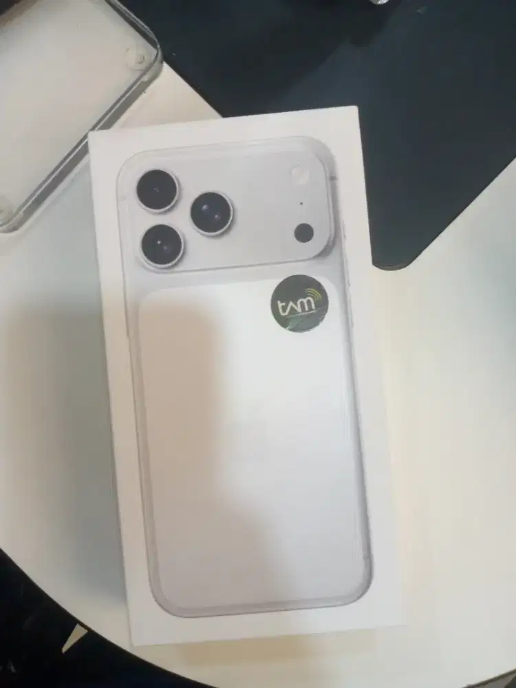 iPhone 17 pro max silver 256GB