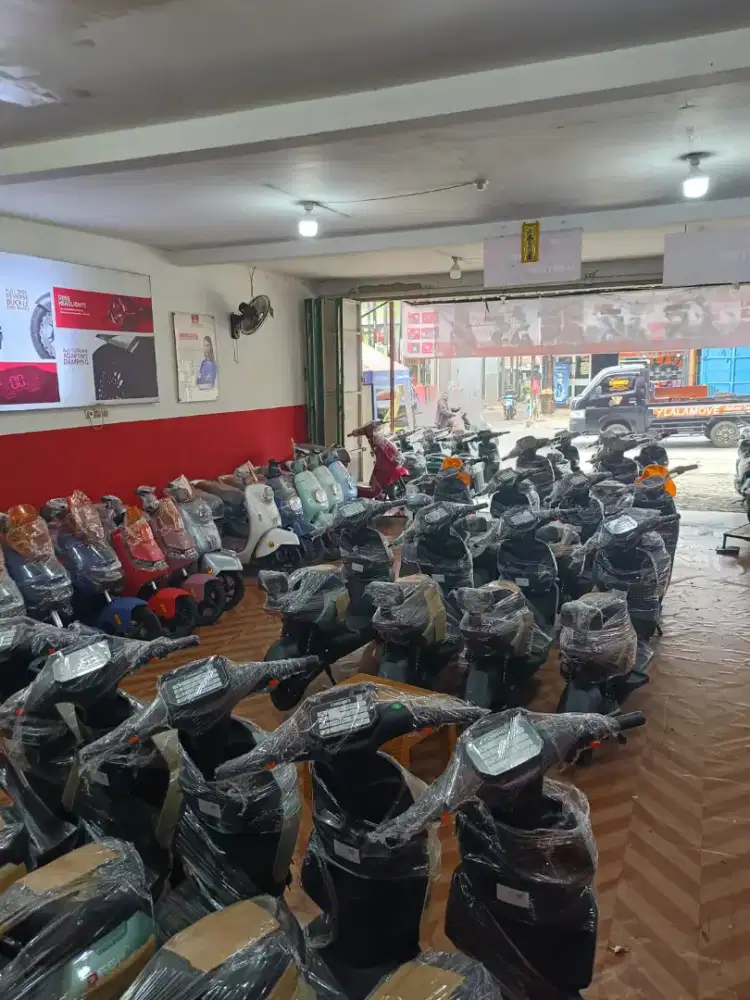 SEPEDA LISTRIK TERBARU UWINFLY