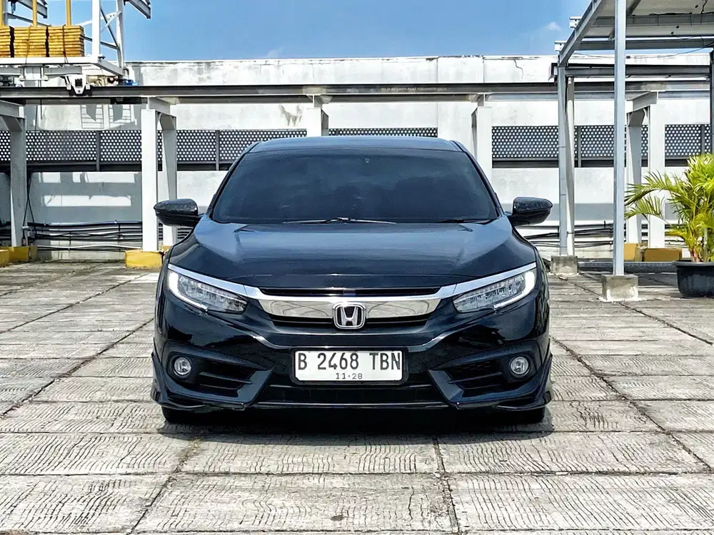 HONDA CIVIC TURBO SEDAN 2018, HITAM, km 70rb