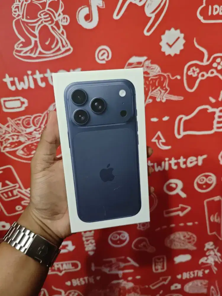 Iphone 17 Pro Max 256 Deep Blue