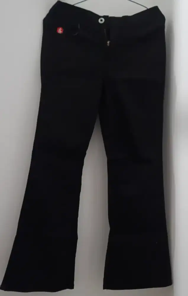 Celana Cutbray Chinos