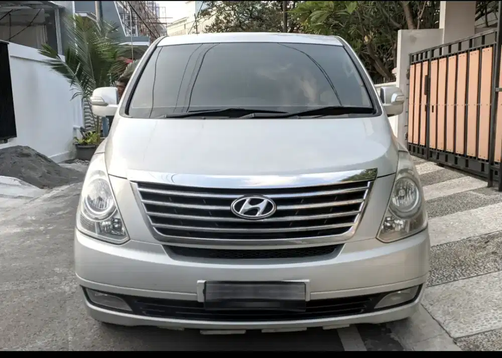 Hyundai H1 diesel th 2011