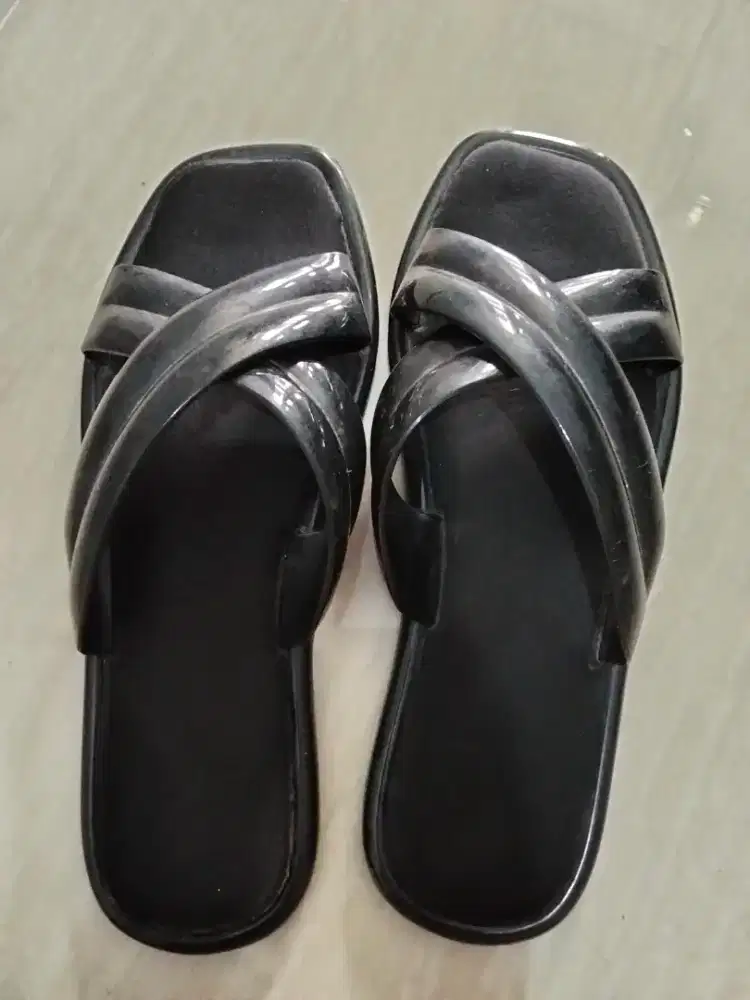 Sendal Wanita Payless