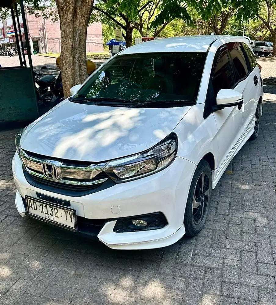 BU MURAH Honda Mobilio Prestige E AT CVT 18 LOW KM Terawat RS Istimewa