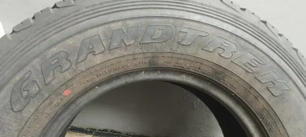 Ban Jeep Dunlop Grandtrek