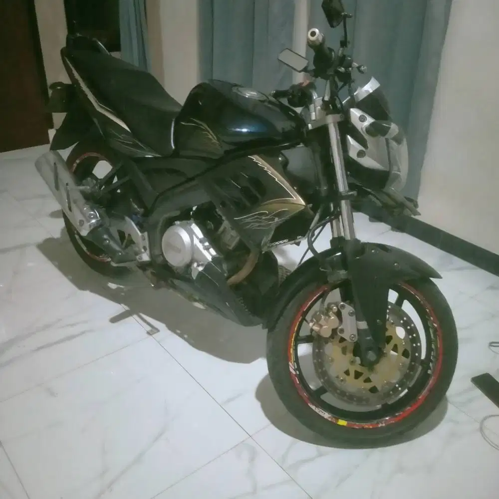 Permi gan saya mau jual motor Vixion SE tanun 2011