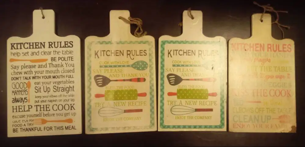 Pajangan / gantungan kayu 19.5x1x35cm