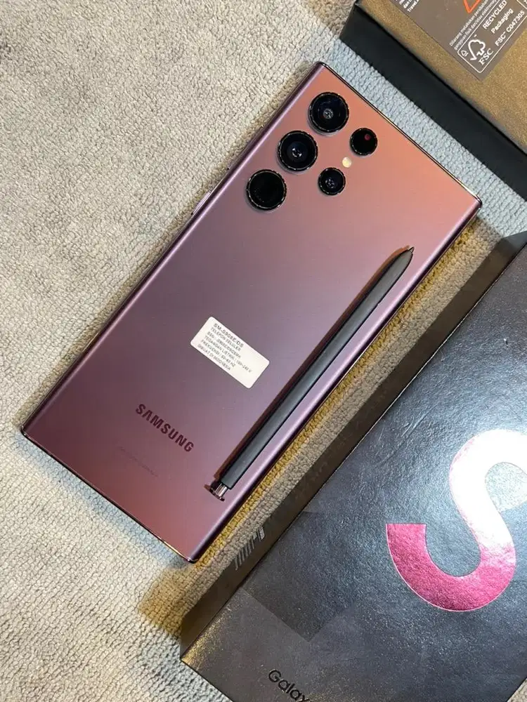 Samsung GalaxyS22 Ultra 12|512Gb Mulus plastik masih nempel