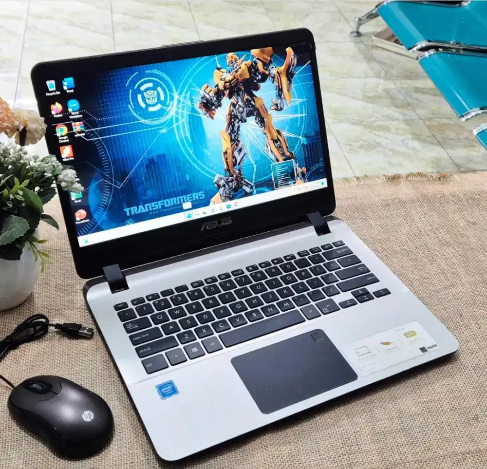 LAPTOP ASUS 2 JUTA-AN