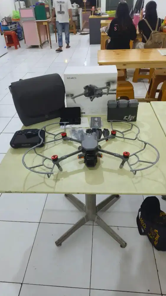 Dji air 3s combo like new