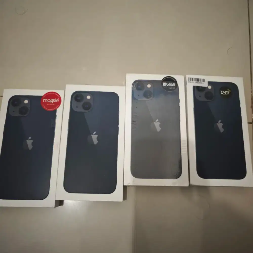 IPHONE 13 128 GARANSI RESMI IBOX 1 TAHUN NO REPACK