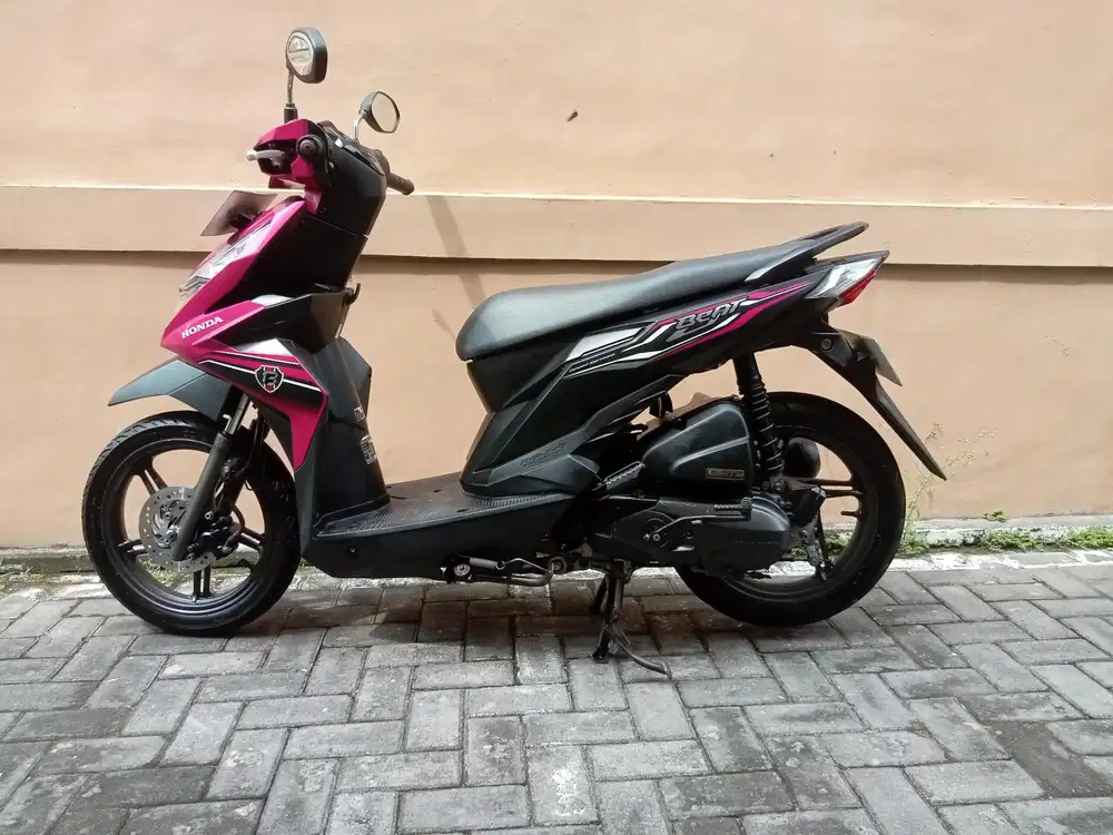 Beat cbs iss 2019 magenta