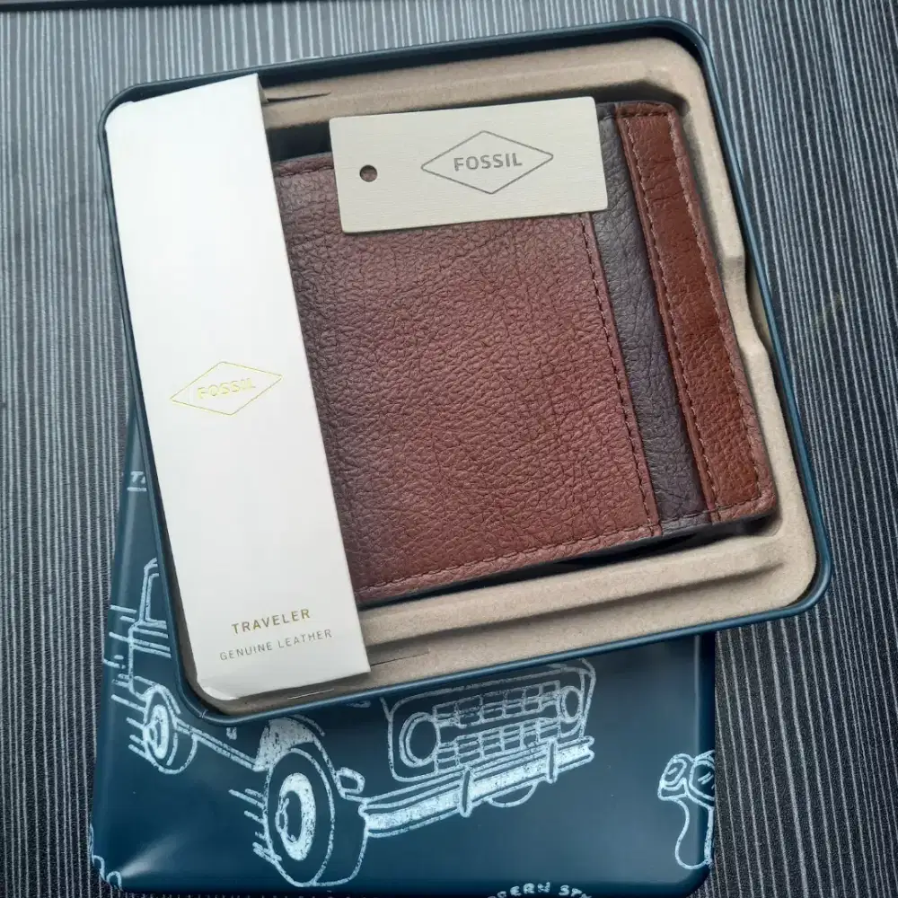Dompet Fossil Pria Ennis RFID Traveler Brown