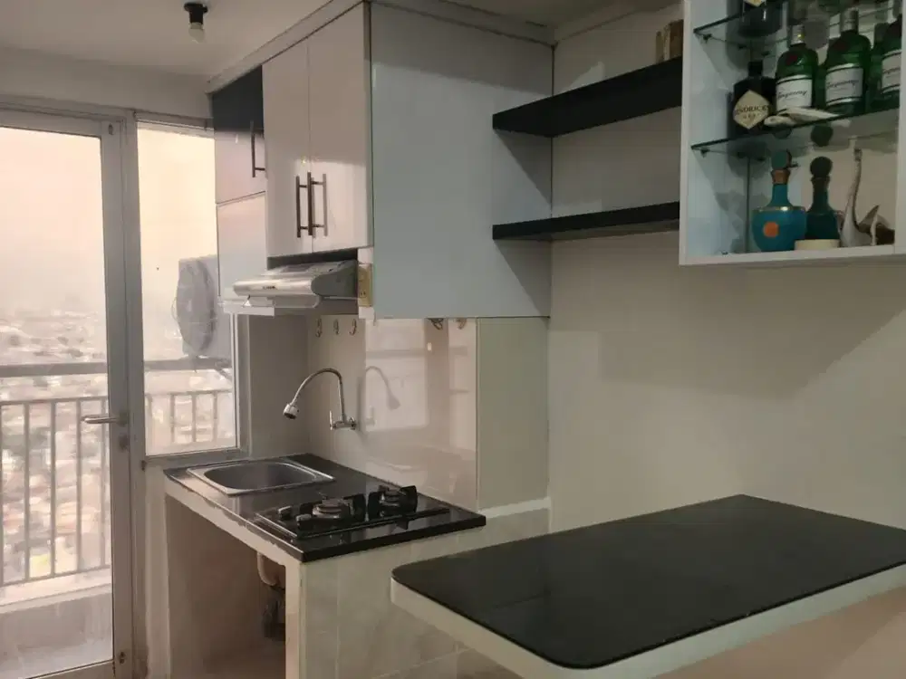 Disewakan 2Br Semi Furnish Seasons CIty lantai pertengahan Tower B