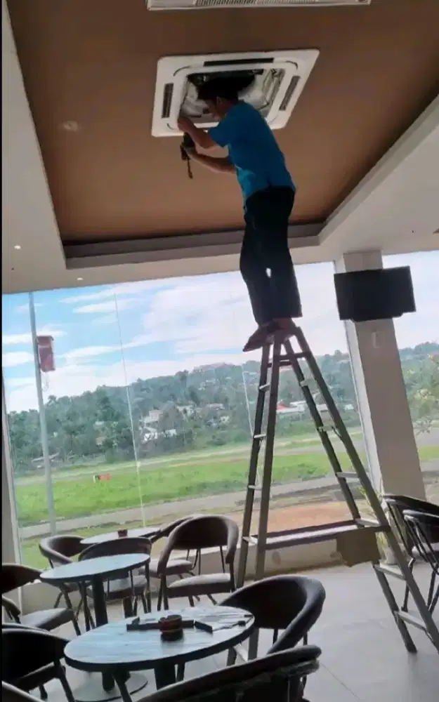 SERVICE AC PERBAIKAN DAN MAINTENANCE