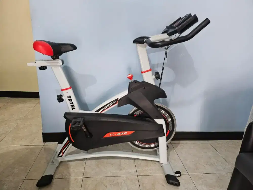 Dijual sepeda statis buat olahraga kondisi istimewa