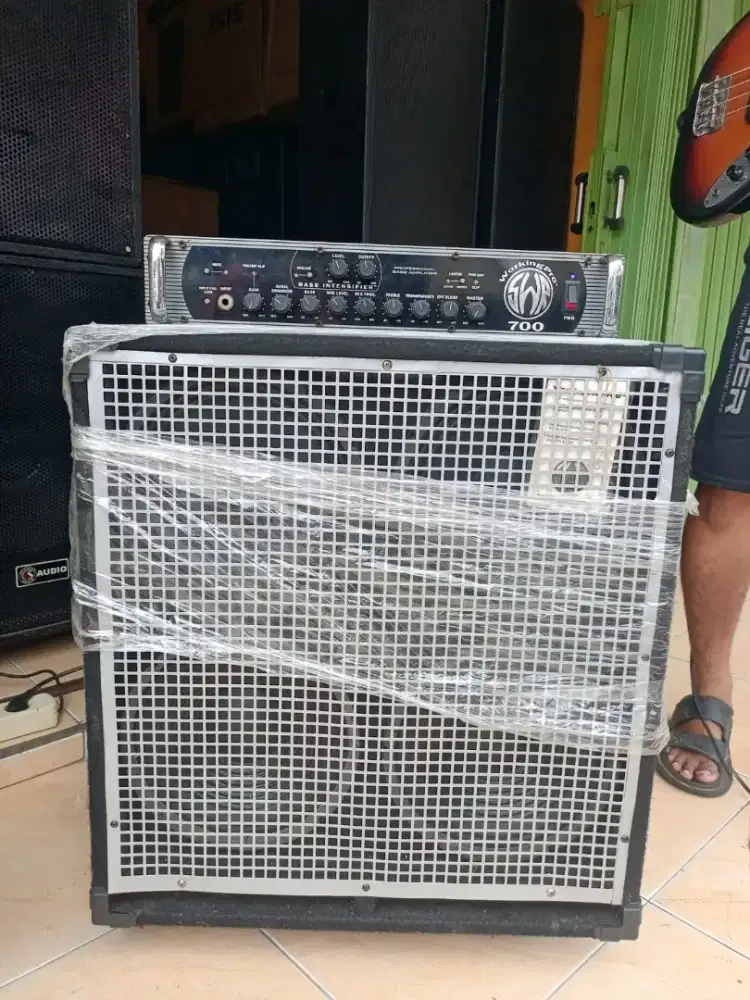 Amplifier Bass SWR Working Pro 700 Original Cabinet Costum