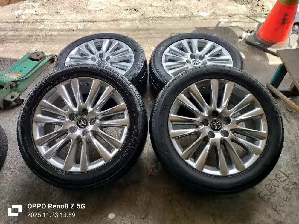 Jual vleg OEM Harrier original R18  lbar 7.5 pcd 5x114 kond mulus 4pcs