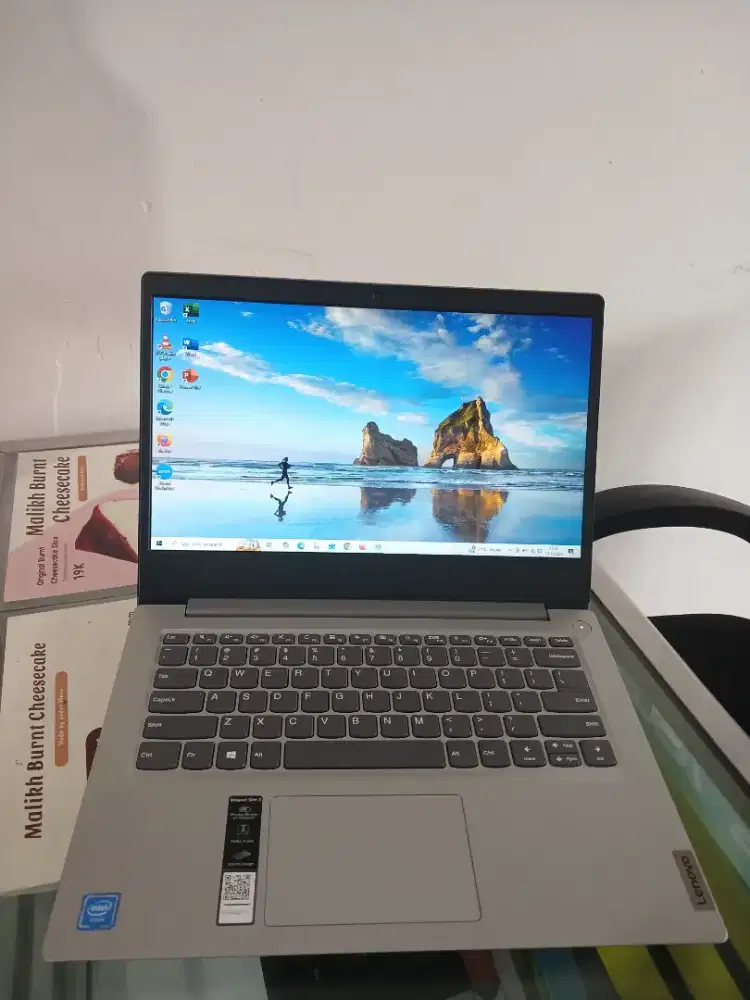 Laptop Lenovo Ideapad Slim 3 Intel N4020 Ram 4. SSD 256