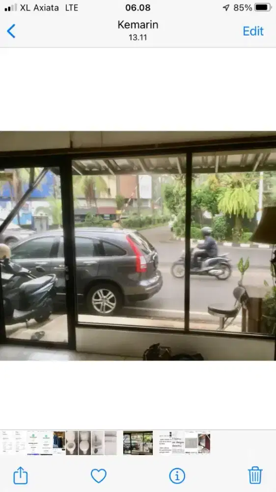 Kaca almunium plus pintunya