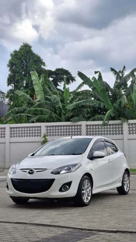 Mazda 2 Sport 2012 Bensin