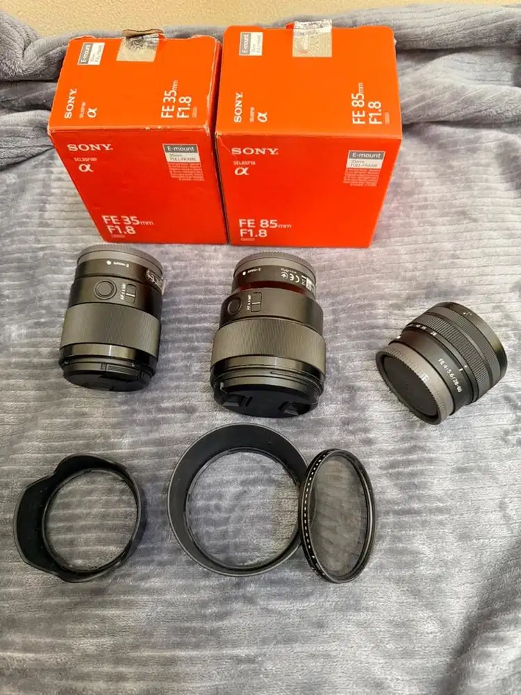 Lensa Sony 35mm f1.8, 85mm f1.8, 28-60 f4 Full Frame