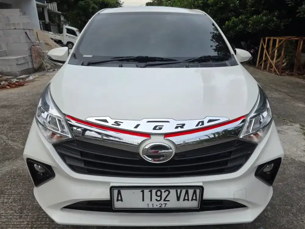 Dijual Daihatsu Sigra R AT  2022 new model pajak panjang