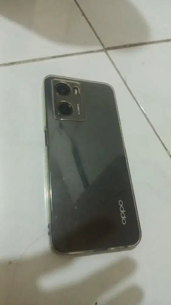 Di jual hp Oppo A57s kondisi lcd hancur mati jual saja apa ada ny 200