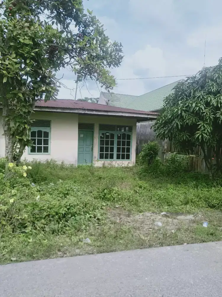 Dijual Rumah beserta Tanah cepat,tempat strategis