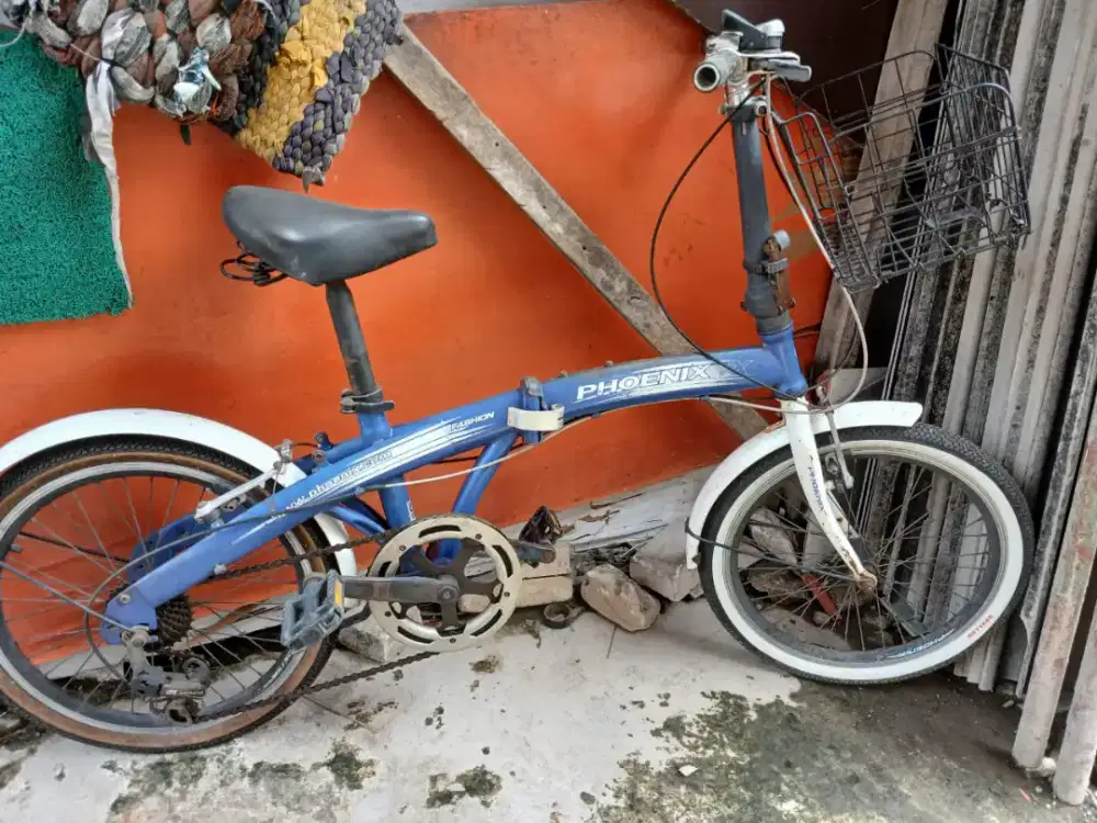 Sepeda lipat siap pakai