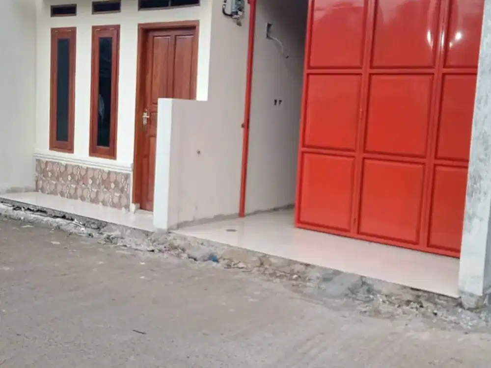 RUMAH SIAP HUNI 2 KAMAR LEGALITAS SHM AKSES STRATEGIS CASH DAN KPR PRIBADI HANYA 230 JUTAAN