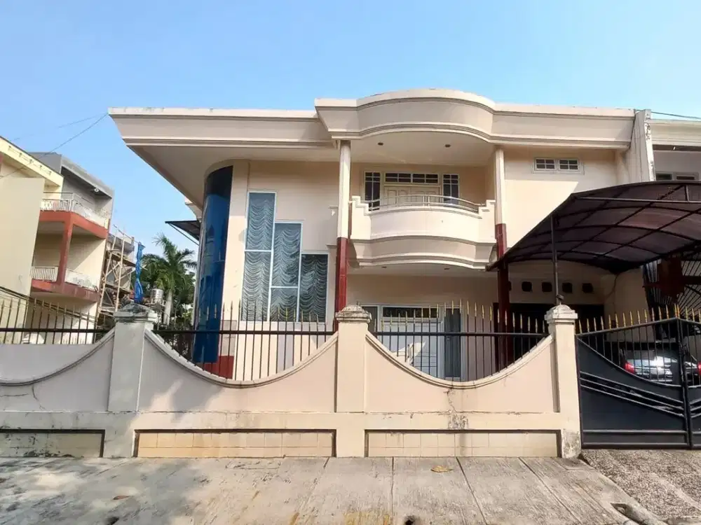 Rumah Megah Hoek Sunter Paradise 12x26,5 4+1KT SHM Lokasi Strategis