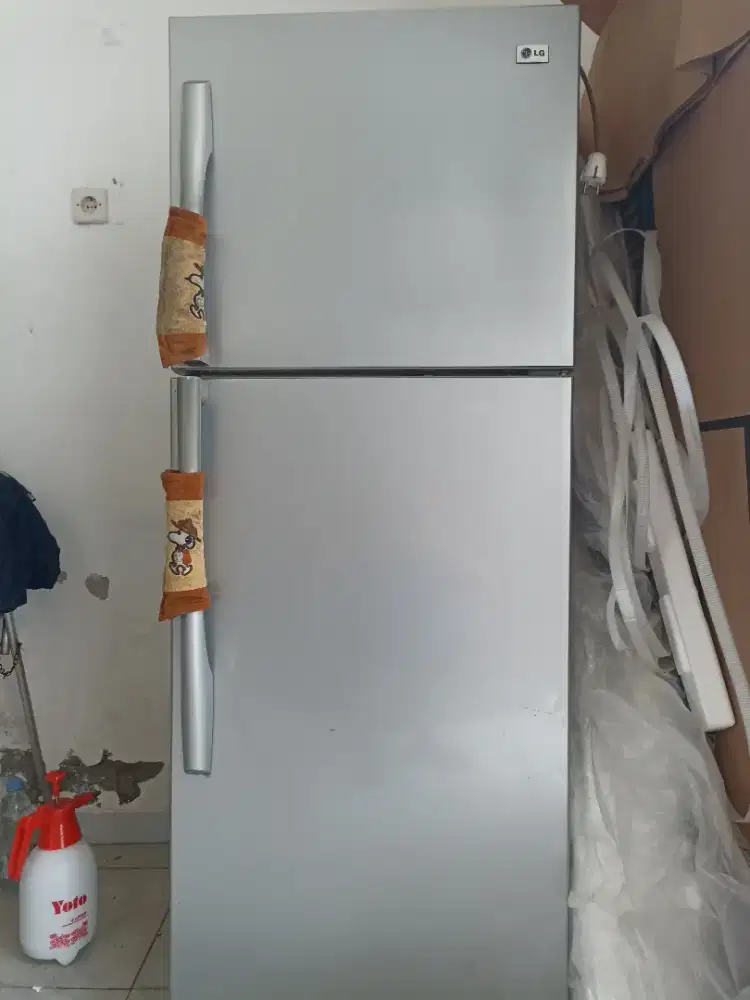 Jual Kulkas 2pintu LG 600 l