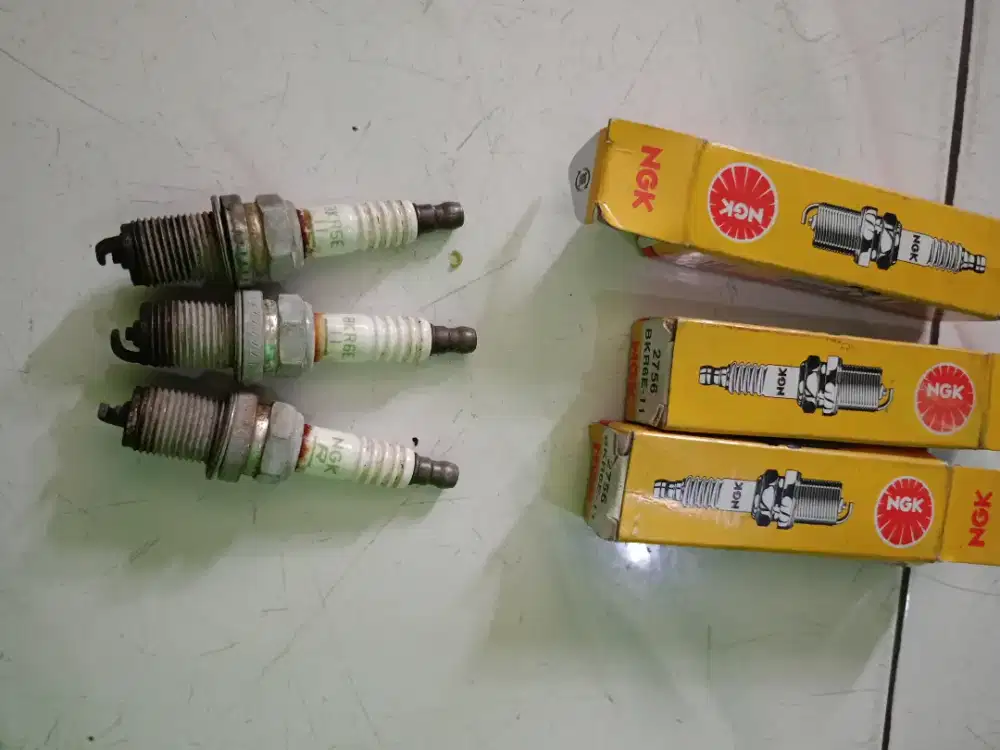 Busi bekas Xenia Li 3pcs