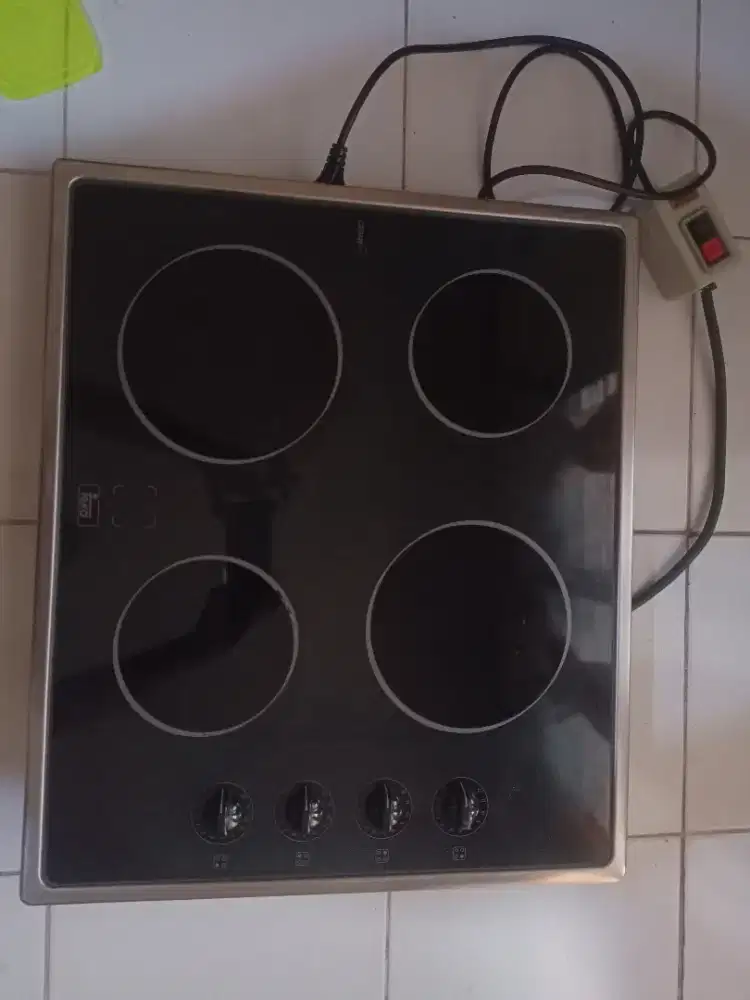 Dijual Kompor Listrik Tanam 4 tungku merk Teka